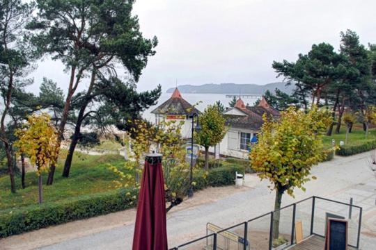 Strandvilla Aegir Mit Ostseeblick Binz Exterior photo