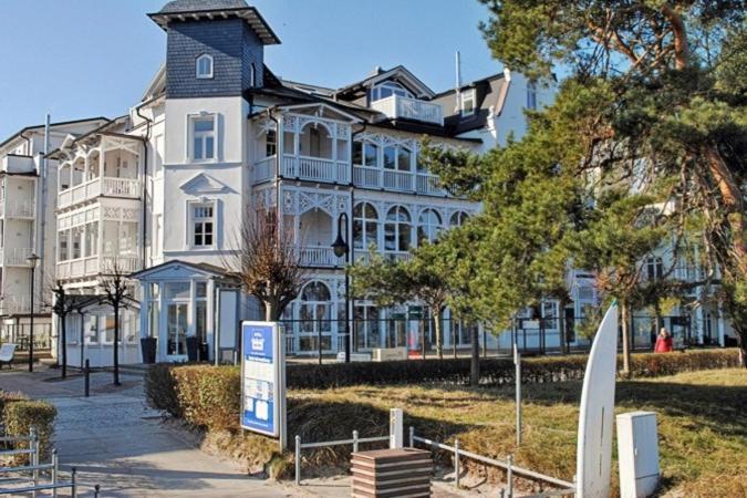 Strandvilla Aegir Mit Ostseeblick Binz Exterior photo