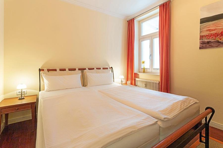 Strandvilla Aegir Mit Ostseeblick Binz Exterior photo