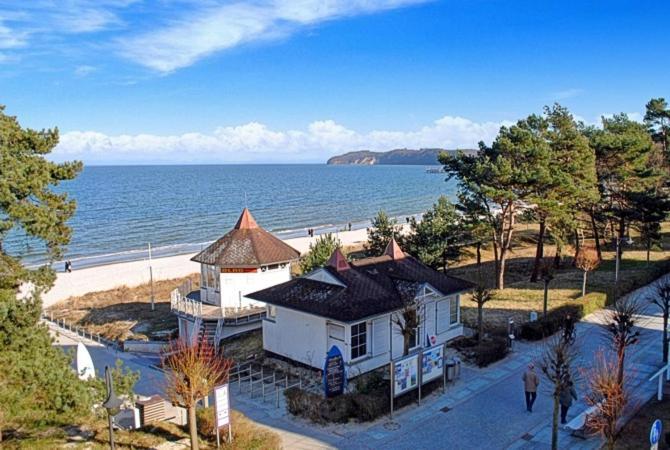 Strandvilla Aegir Mit Ostseeblick Binz Exterior photo